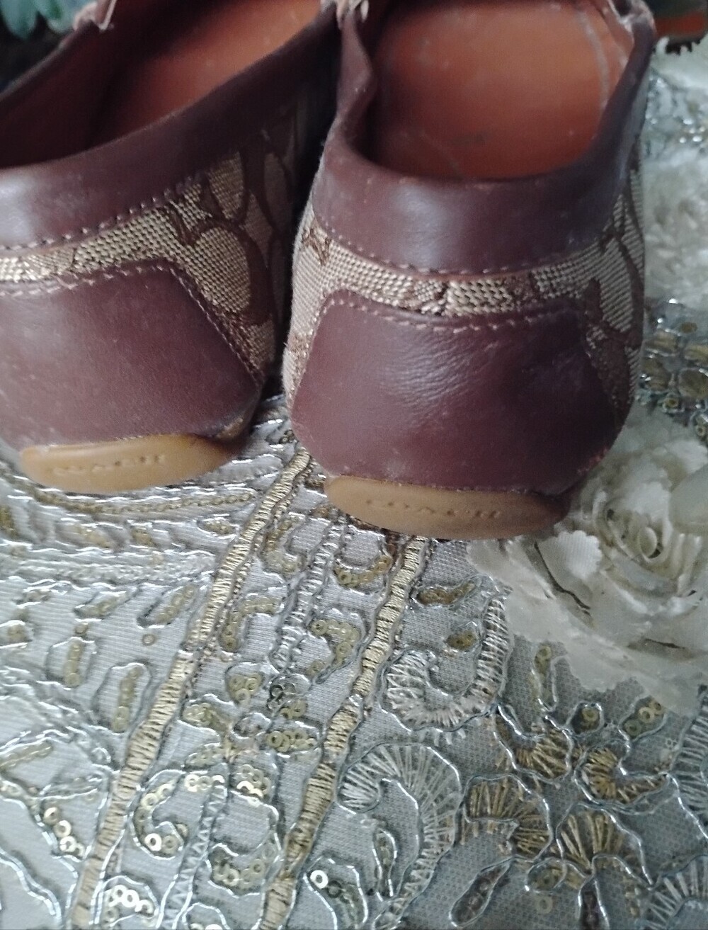 COACH 8.5 B LOGO DRIVING LOAFER STYLE SHOES - Picture 5 of 11